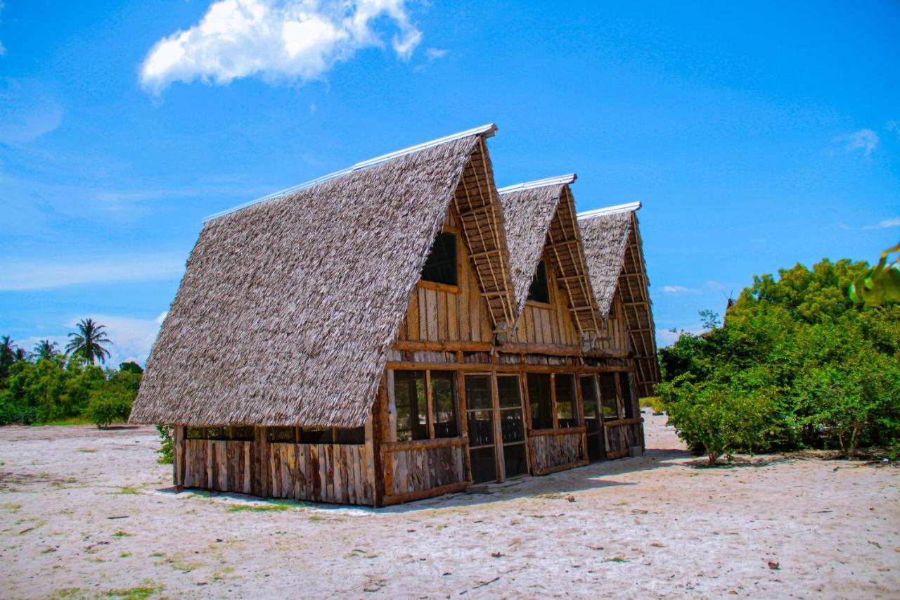 Mikoko Beach & Cottages Bagamoyo Buitenkant foto
